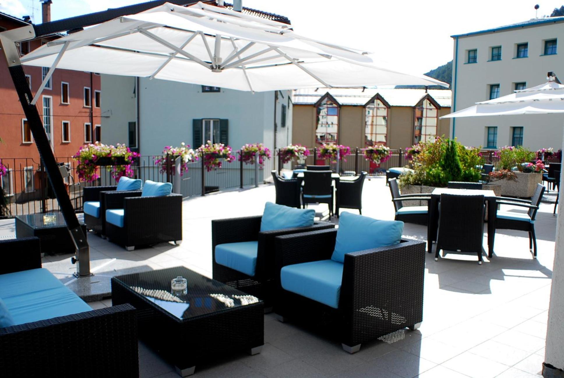 Hotel Sole มาเล ภายนอก รูปภาพ